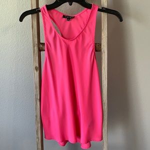 Timing medium pink razor back tank